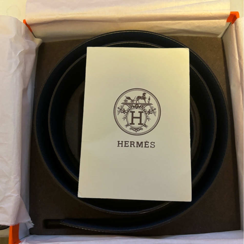 Hermes reversible navy blue and white belt